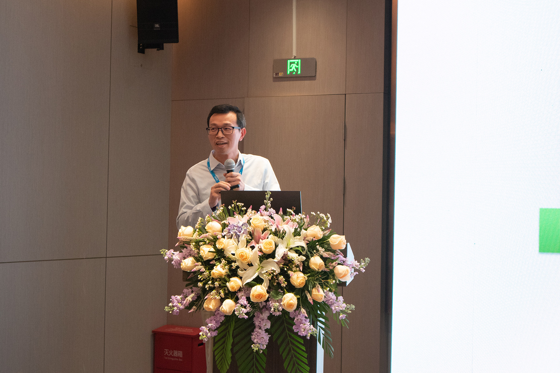 英特爾與高能計算機聯手舉辦,“高能計算機2023華南推廣會”圓滿結束(圖5) 英特爾與高能計算機聯手舉辦,“高能計算機2023華南推廣會”圓滿結束(圖5)