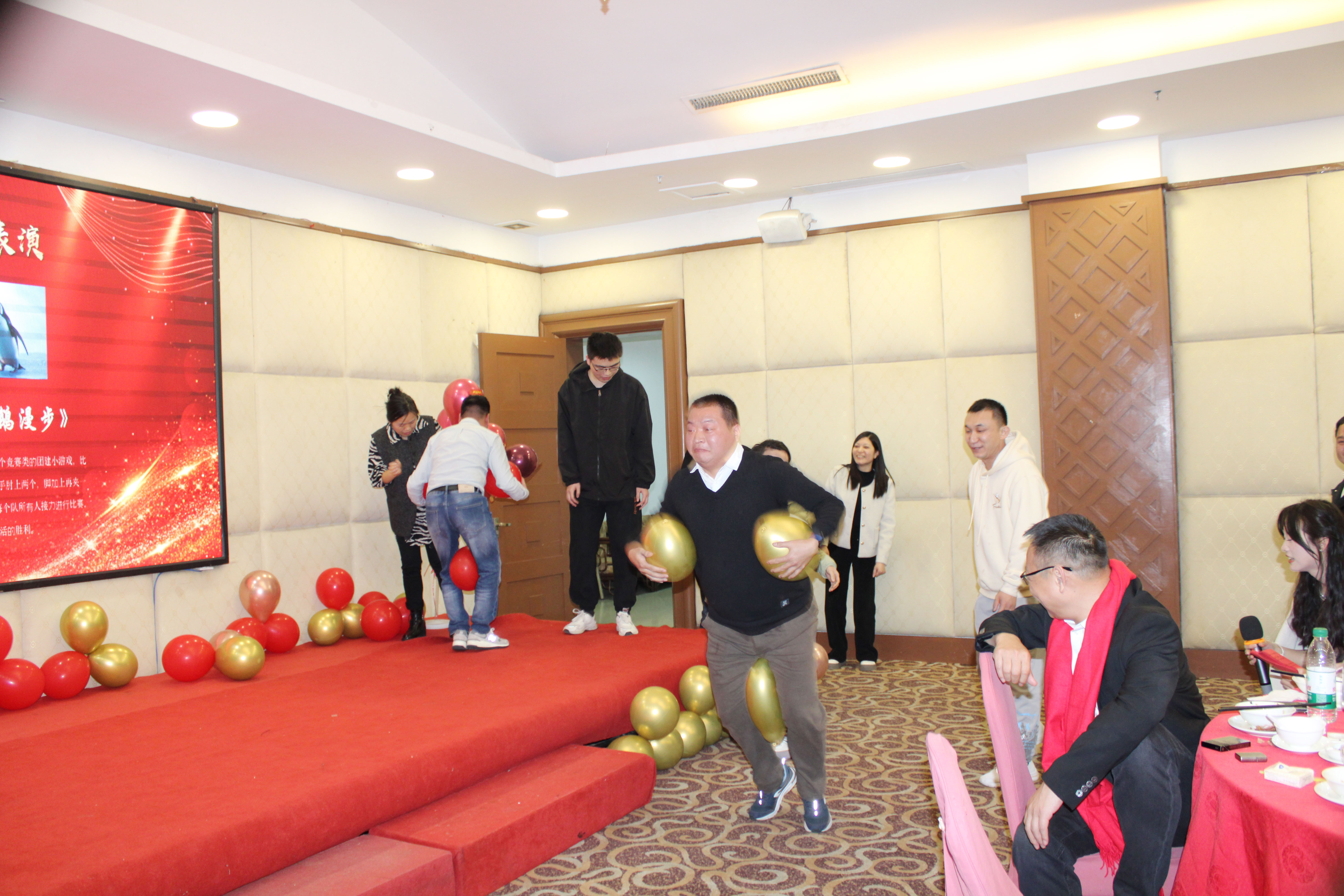 【感恩奮進 不負韶華】2024高能計算機年度表彰大會盛宴(圖11) 【感恩奮進 不負韶華】2024高能計算機年度表彰大會盛宴(圖11)