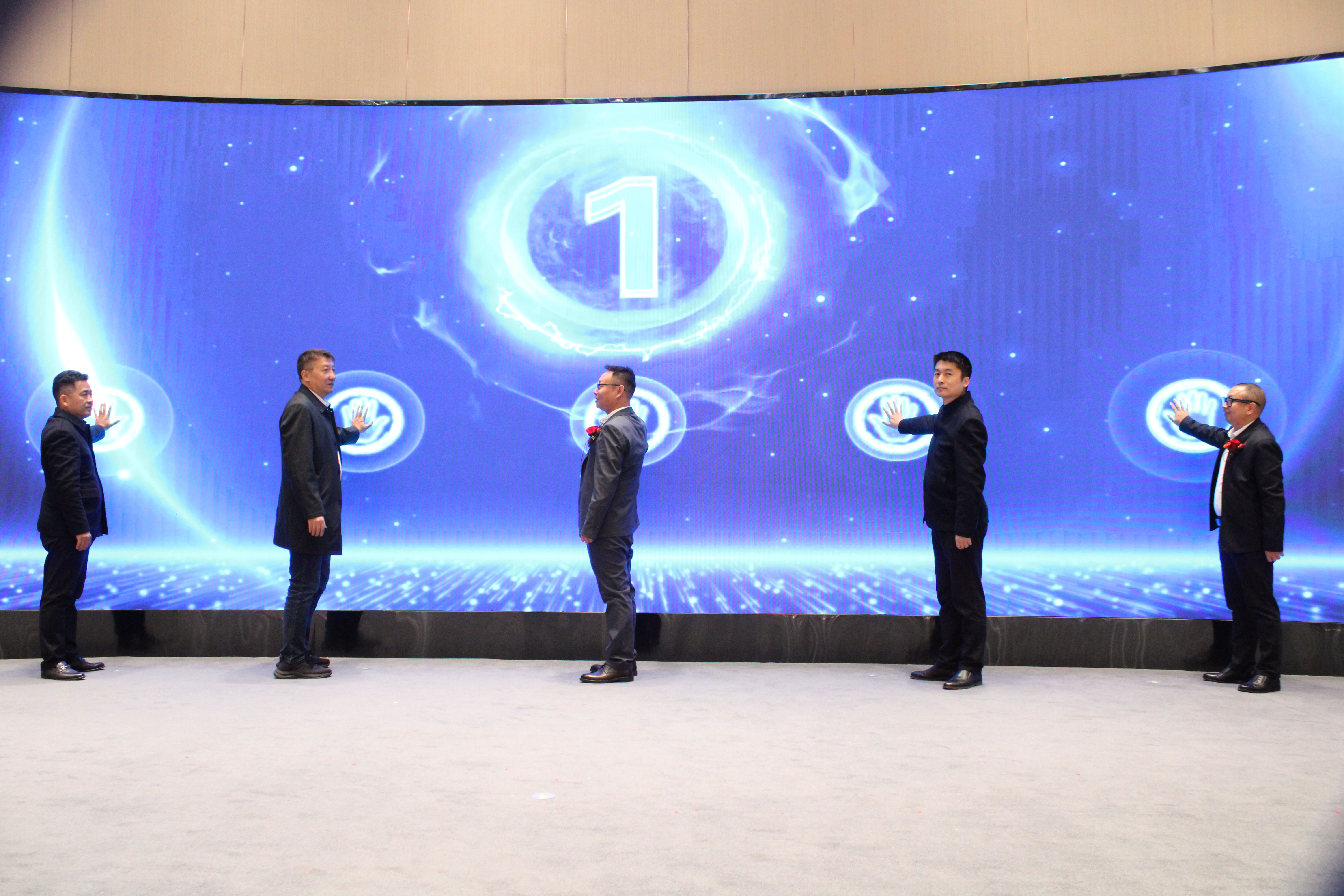 【智慧引領未來 創新驅動發展】陜西高能國產信息化終端設備設計研發生產基地正式投產(圖7) 【智慧引領未來 創新驅動發展】陜西高能國產信息化終端設備設計研發生產基地正式投產(圖7)