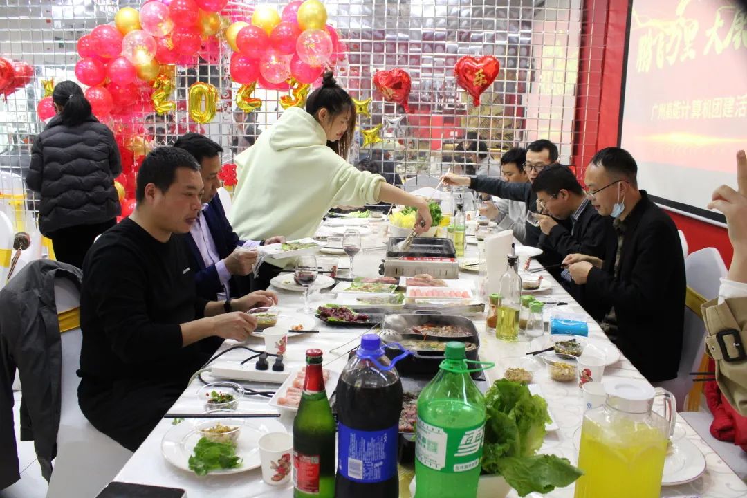 凝心聚力,蓄勢待發(fā)|高能計算機(jī)春日團(tuán)建,讓我們“轟趴”起來!(圖6) 凝心聚力,蓄勢待發(fā)|高能計算機(jī)春日團(tuán)建,讓我們“轟趴”起來!(圖6)